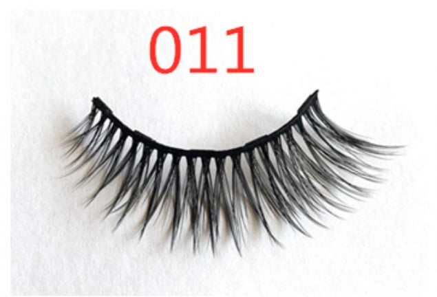 A Pair Of False Magnetic Eyelashes