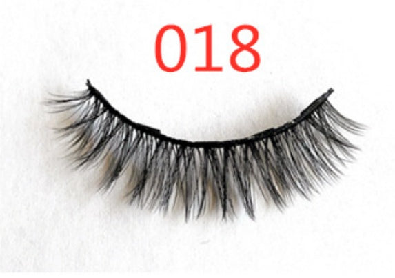 A Pair Of False Magnetic Eyelashes