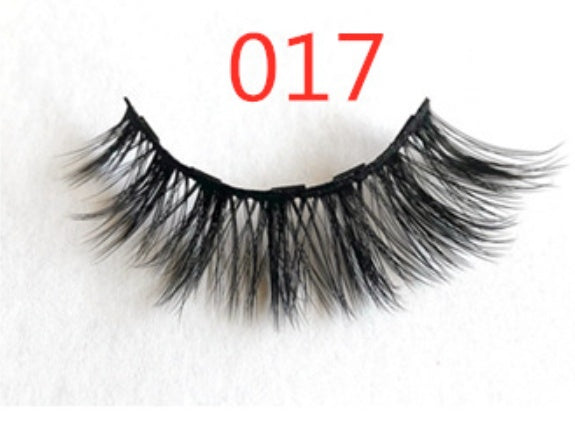 A Pair Of False Magnetic Eyelashes