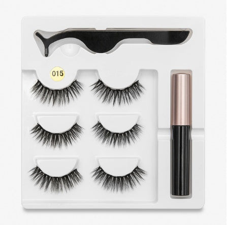 A Pair Of False Magnetic Eyelashes