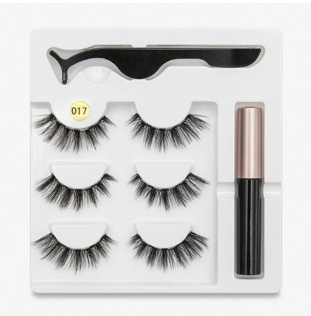 A Pair Of False Magnetic Eyelashes